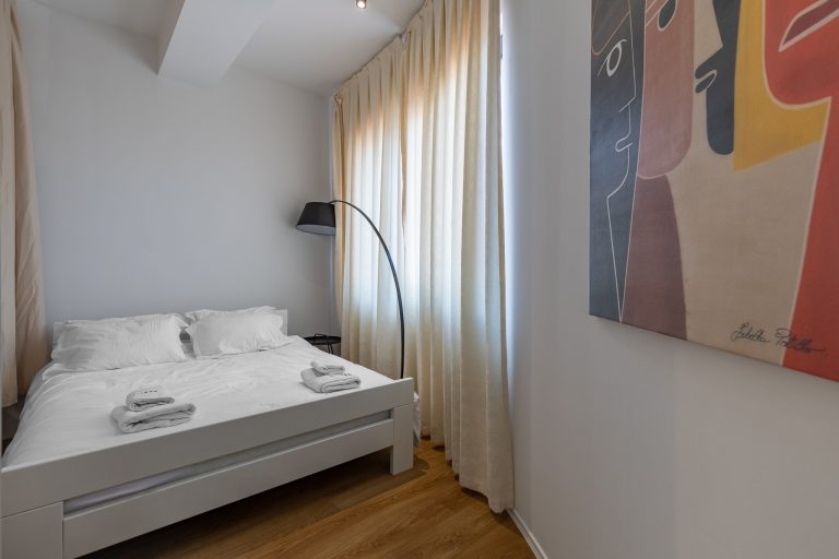 Sienna Apt_7_3